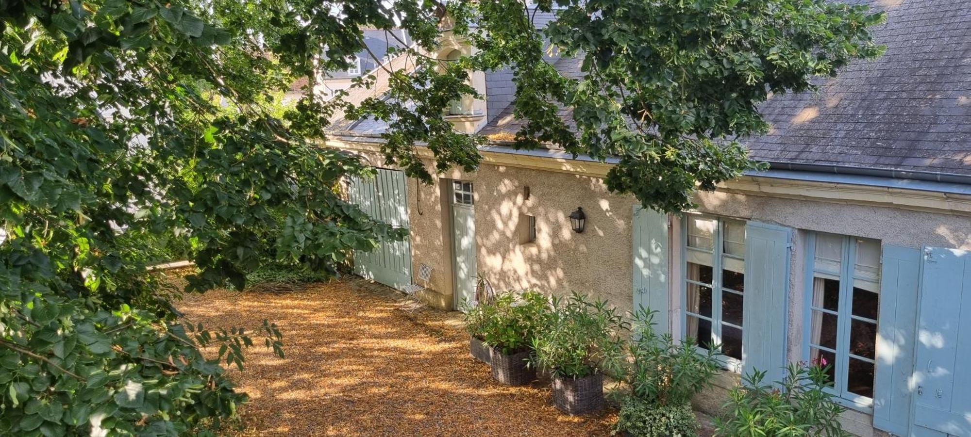 La Maison Celadon Prunay-Cassereau Exteriér fotografie